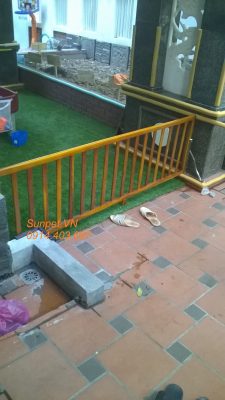 chắn cửa chó mèo bằng gỗ