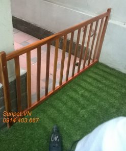 chắn cửa chó mèo bằng gỗ