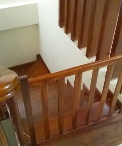 chắn cửa chó mèo bằng gỗ